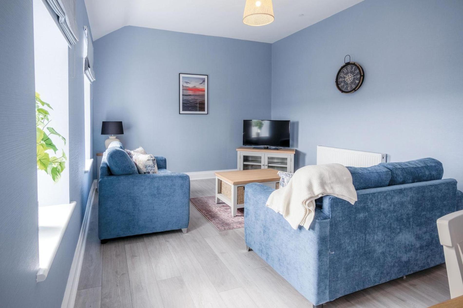 Harbour Heights - 2 Bed - Apartment Milford Haven