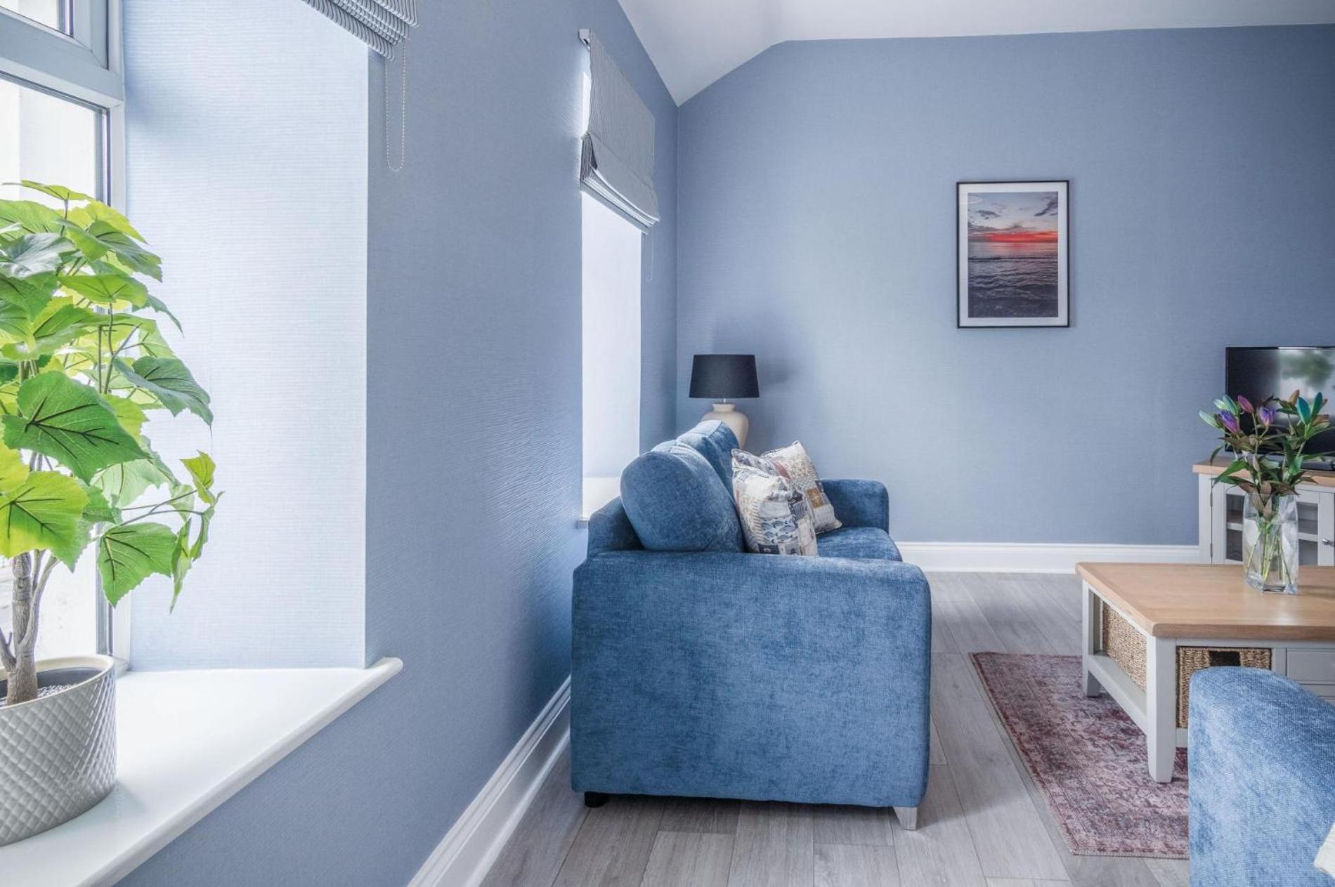Harbour Heights - 2 Bed - *