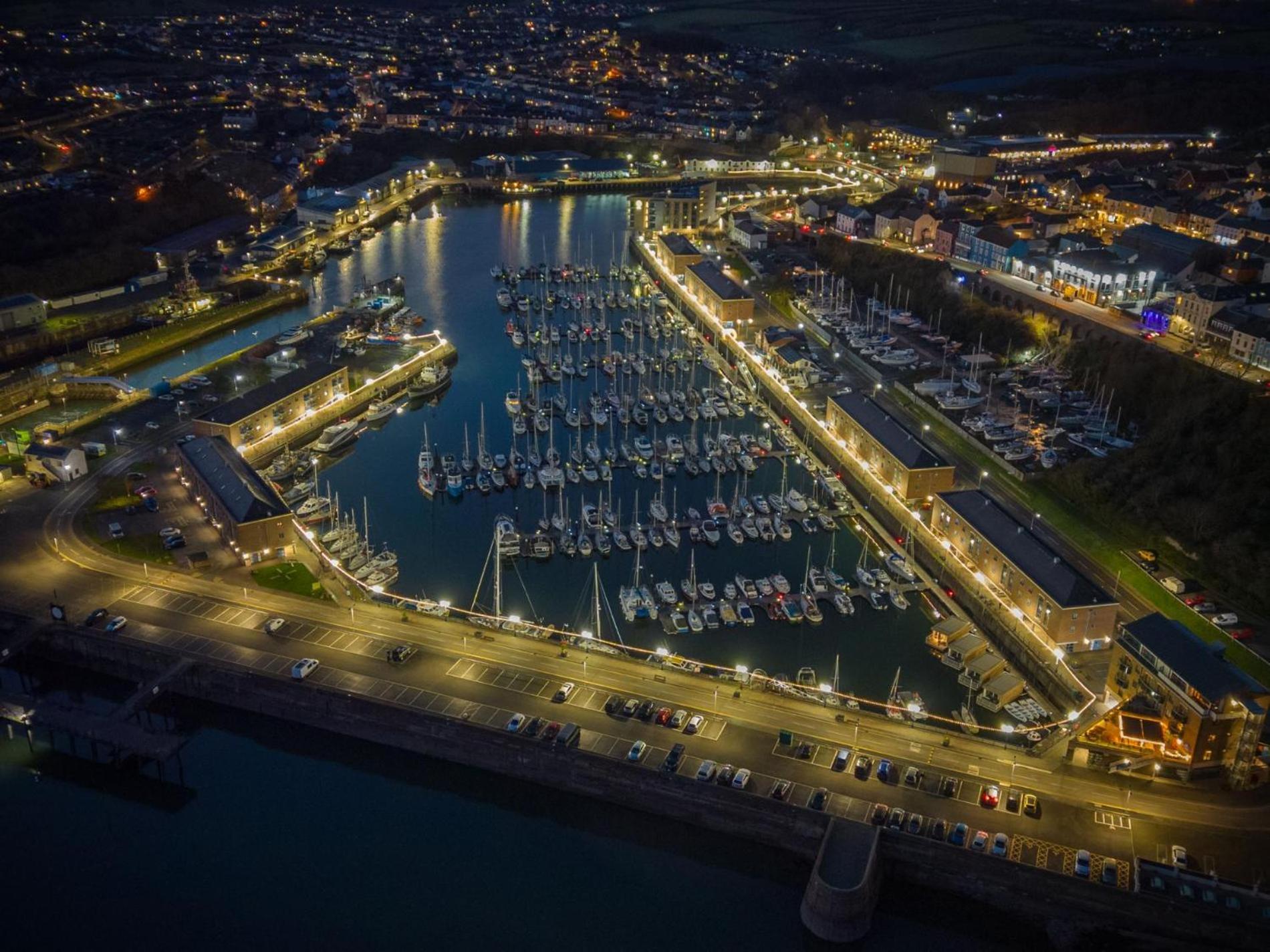 Apartment Harbour Heights - 2 Bed - *